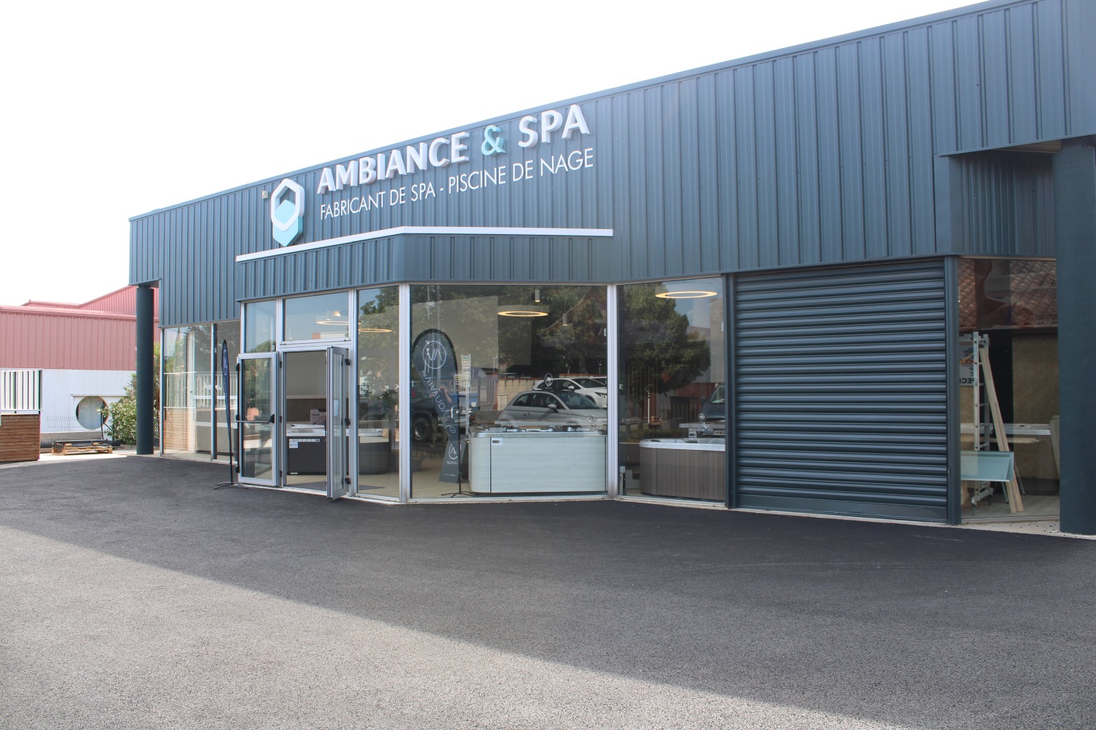 whatsapp image 2021 07 10 at 141443 1 Inauguration du showroom Ambiance&Spa de Toulouse - Ambiance & Spa - 5
